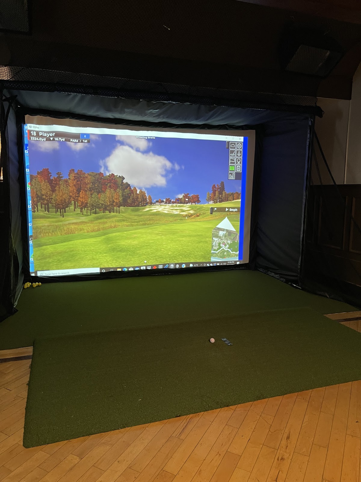 Boosters Bar Golf Simulator - Golf Simulator in South Milwaukee