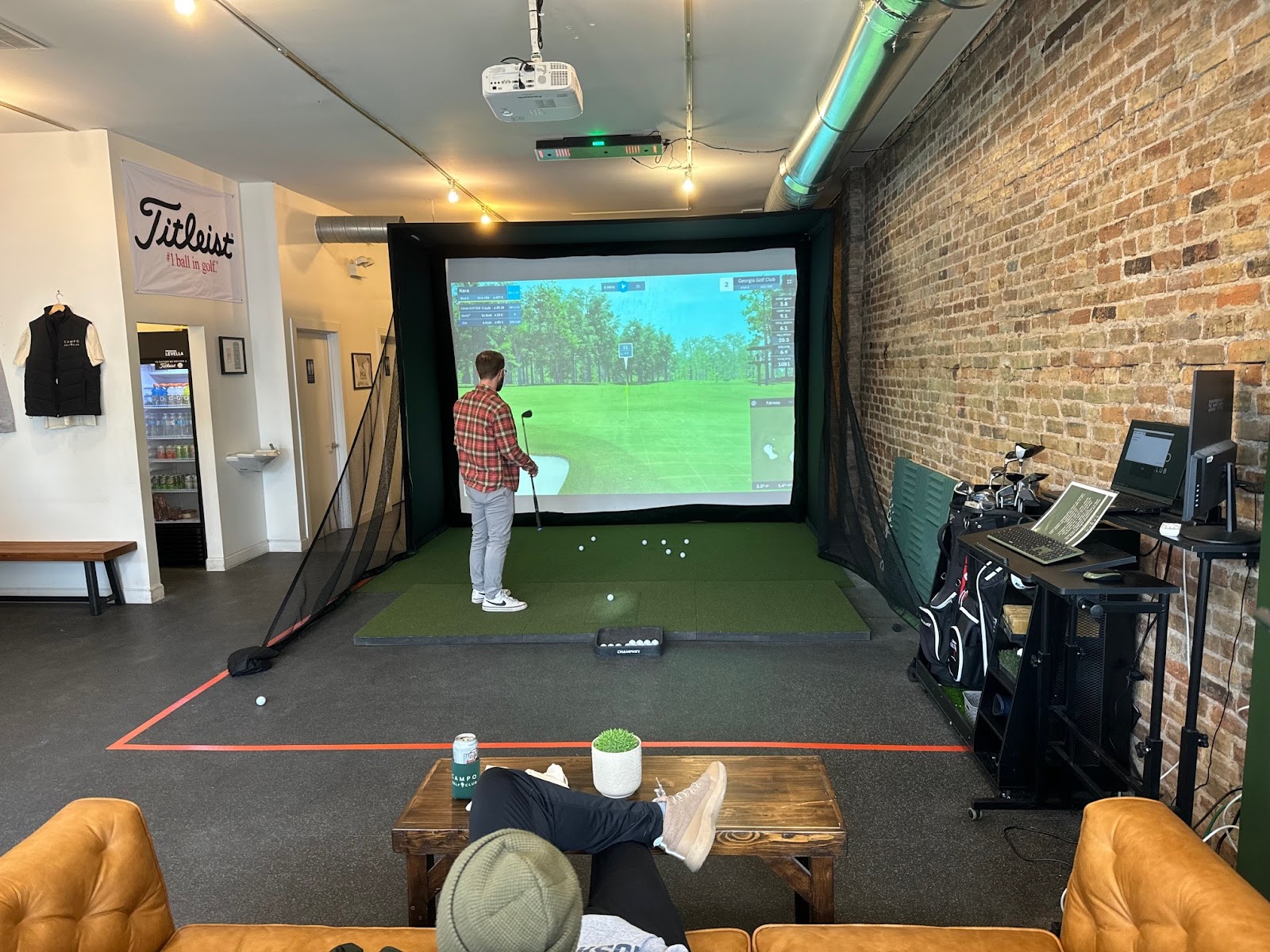 Campo Golf Club - Golf Simulator in Chicago