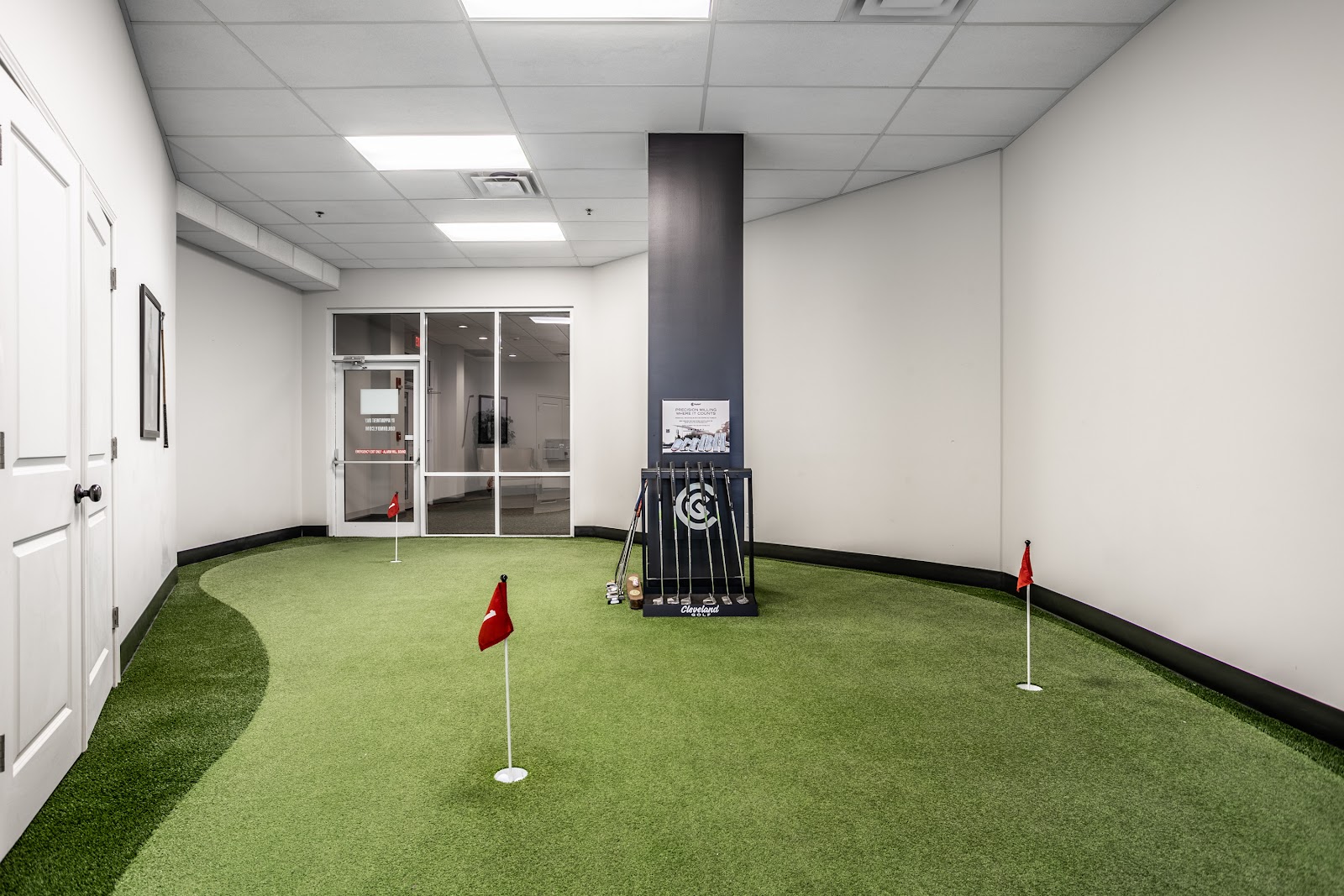 GOLO Golf - Golf Simulator in Indianapolis