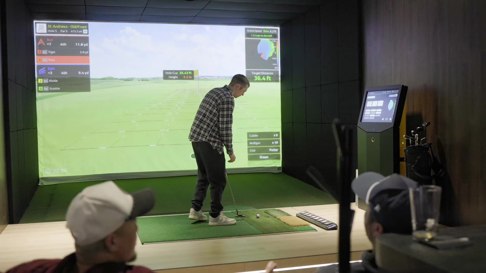 Golf VX Arlington Heights - Golf Simulator in Arlington Heights