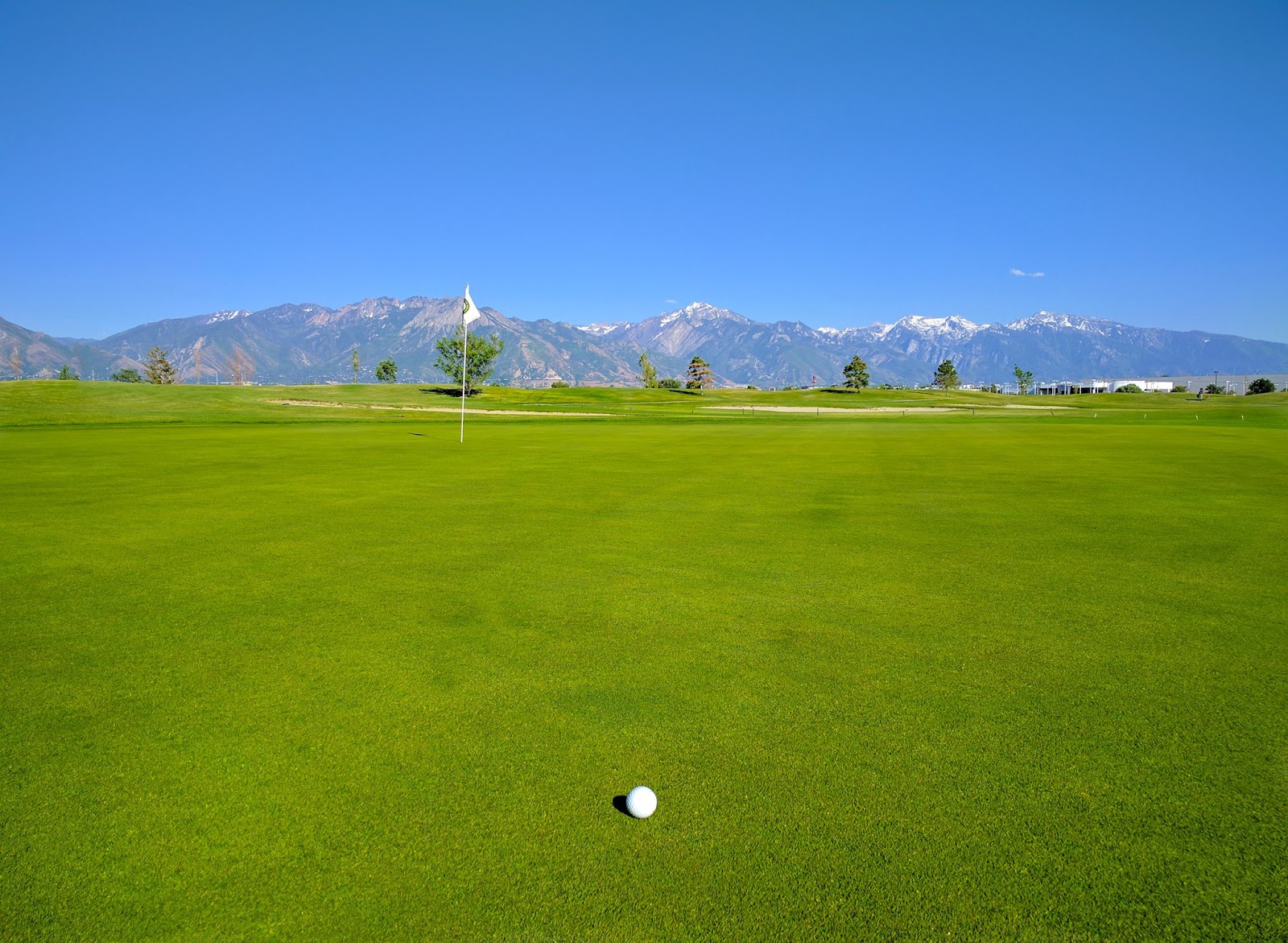 Golf the Round - Golf Simulator in South Salt Lake
