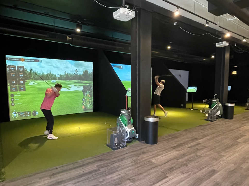 PARennial Golf - Lincoln Park - Golf Simulator in Chicago