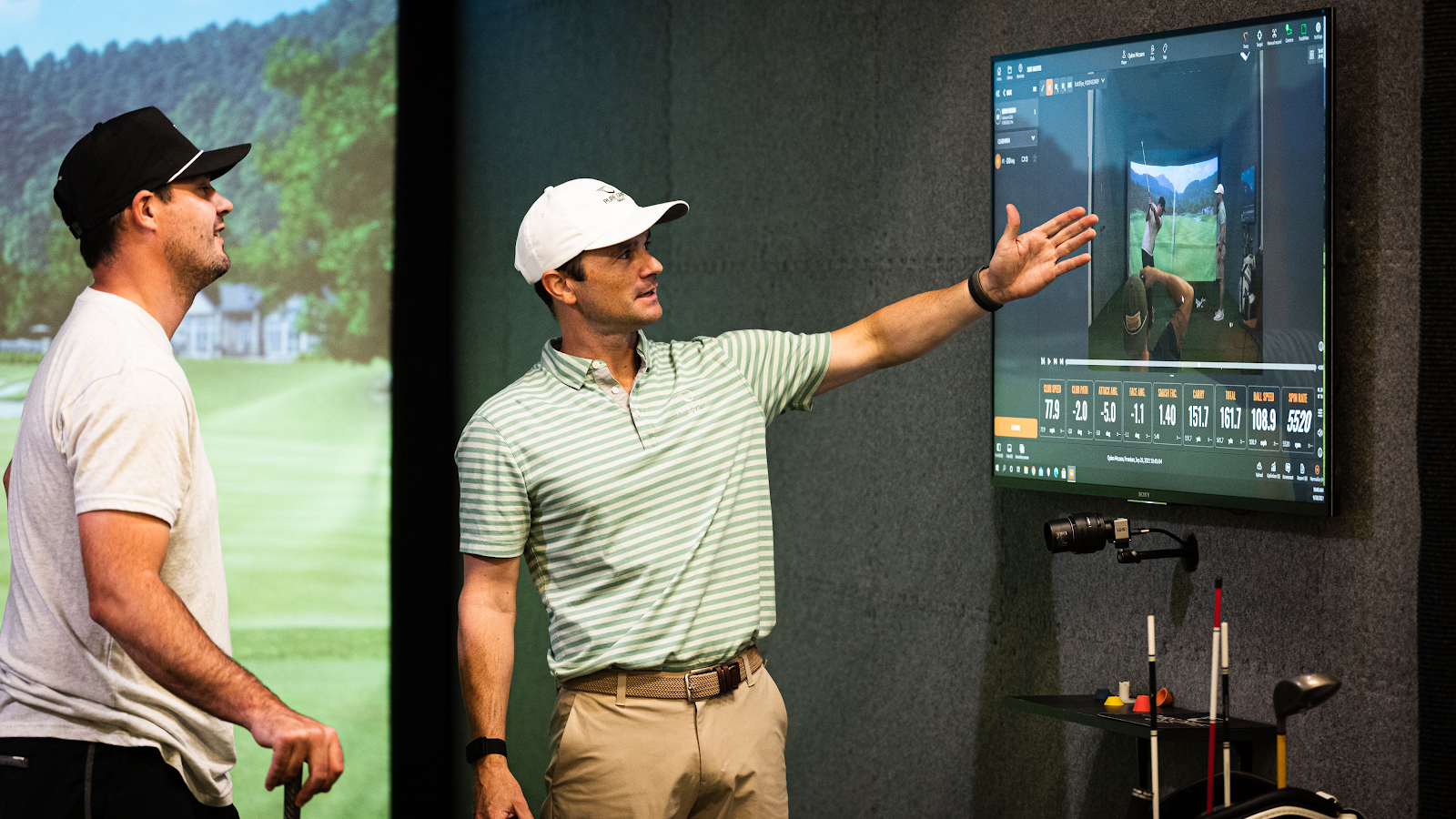 Pure Drive Golf - Golf Simulator in Woburn