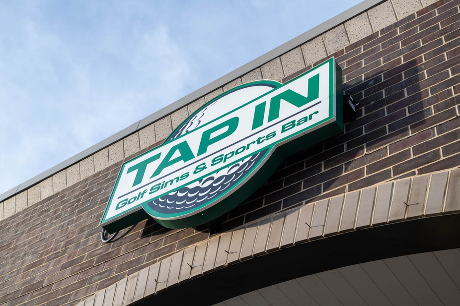 Tap In Golf Bar Sussex Indoor Golf Simulators - Indoor Golf Simulator in Sussex, Wisconsin