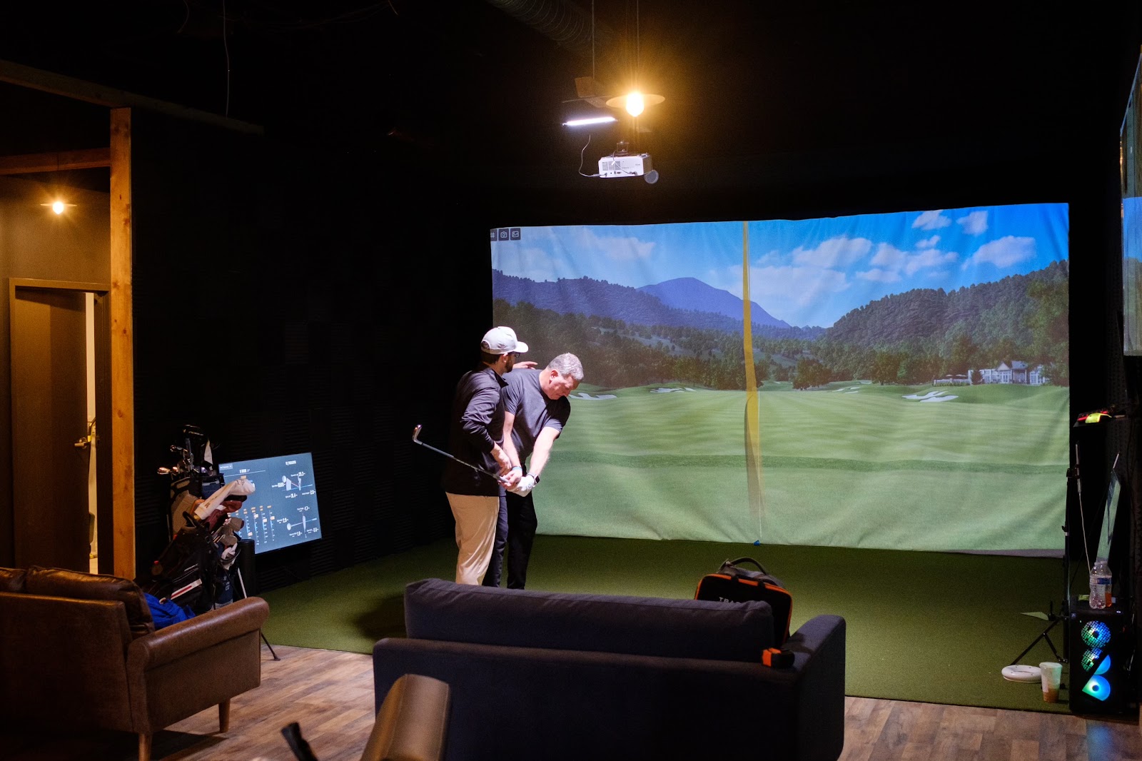 The Golf Nest - Golf Simulator in Indianapolis
