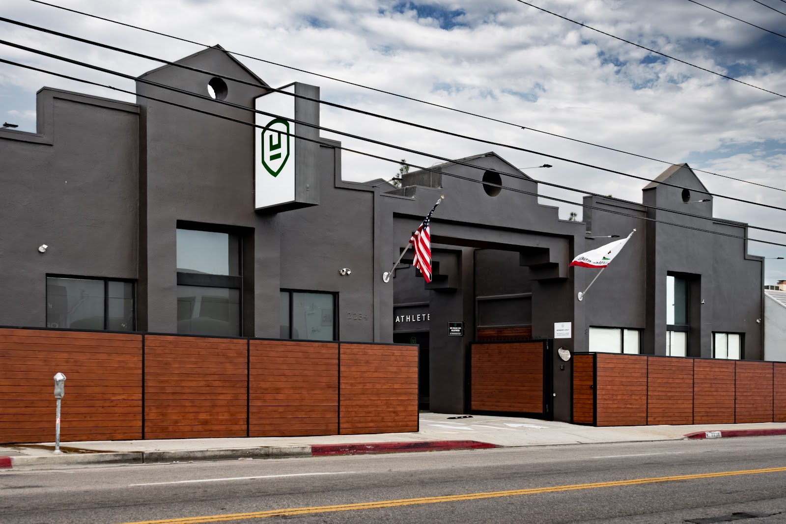 Urban Golf Performance - Golf Simulator in Los Angeles
