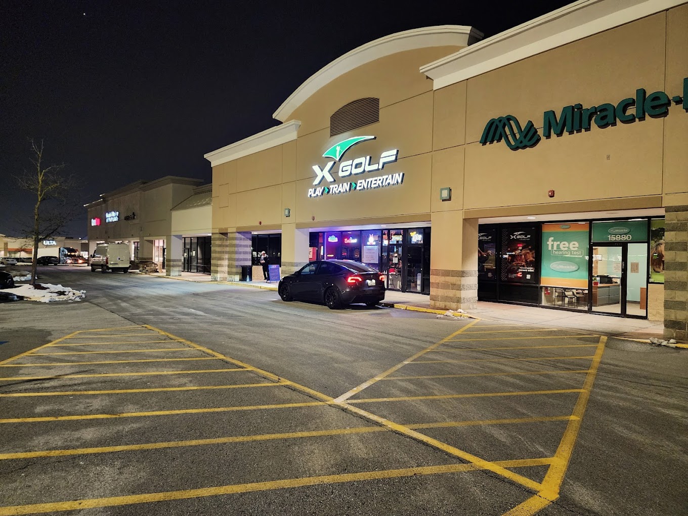 X-Golf Orland Park - Golf Simulator in Orland Park