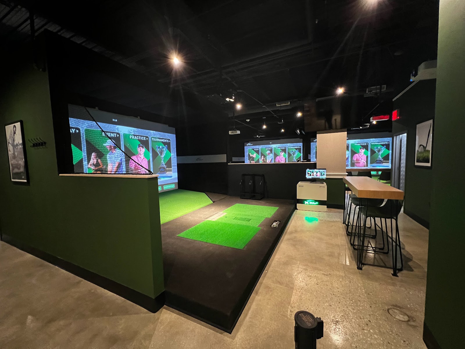 X-Golf Westbury - Golf Simulator in Westbury