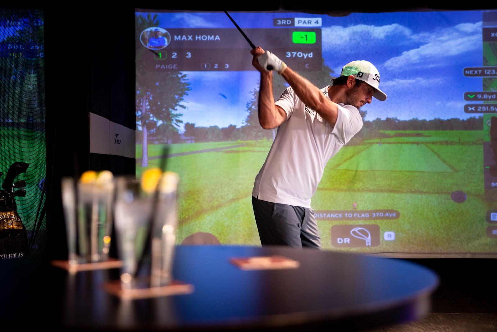 X-Golf Wrigleyville - Golf Simulator in Chicago