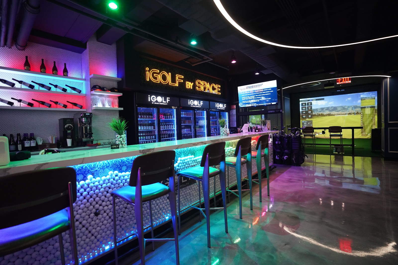 iGolf By Space NYC | Trackman & Golf VX Simulators - Golf Simulator in New York